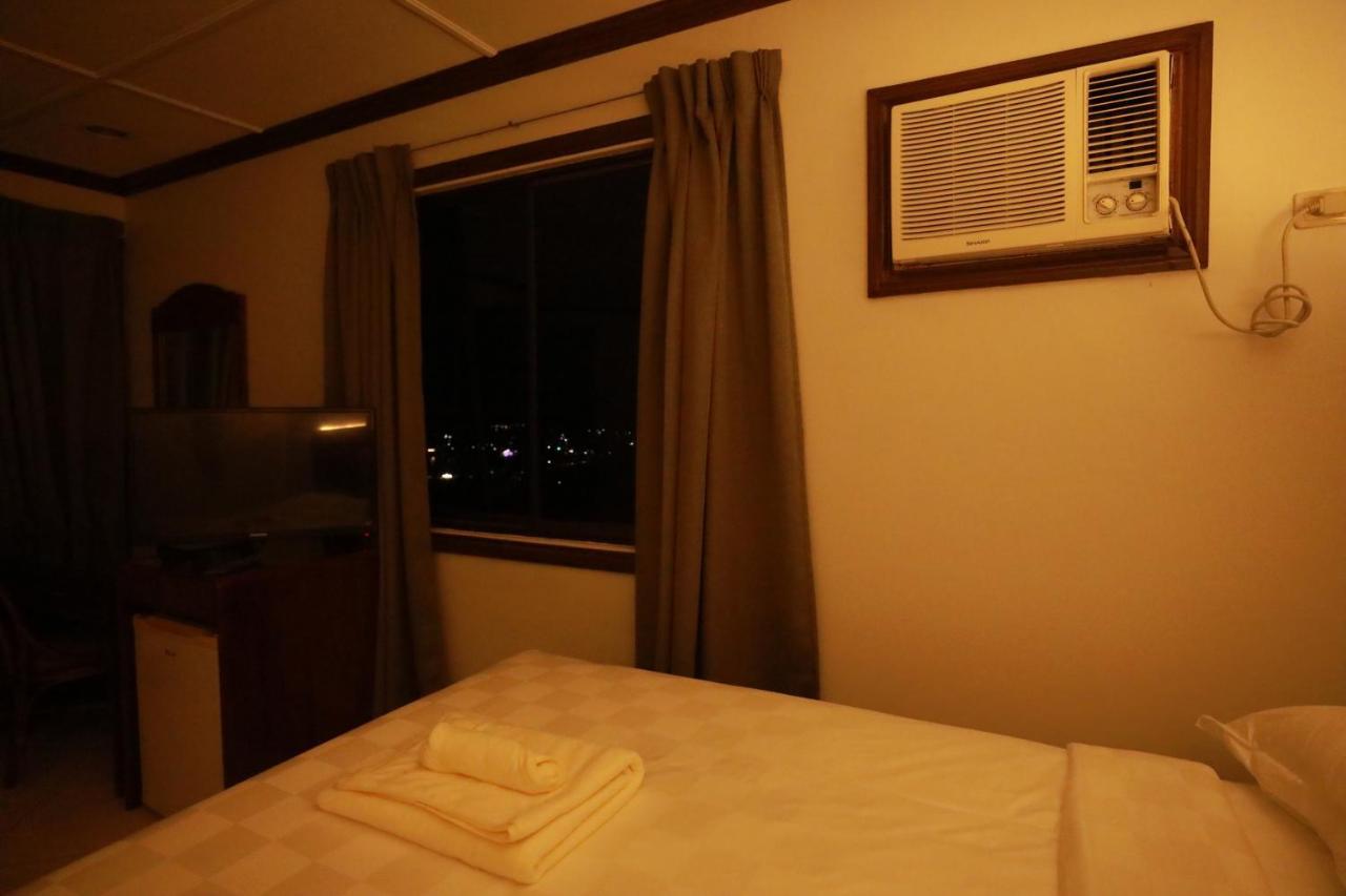 Bohol Plaza Mountain Resort And Restaurant Dauis Kültér fotó